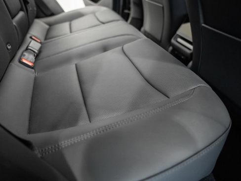 Used 2025 Tesla Model 3 RWD image 25