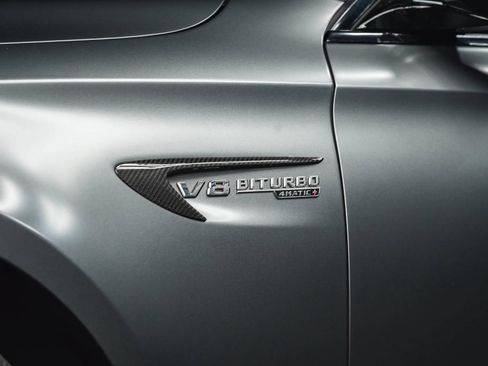Used 2019 Mercedes-Benz E 63 AMG S image 9