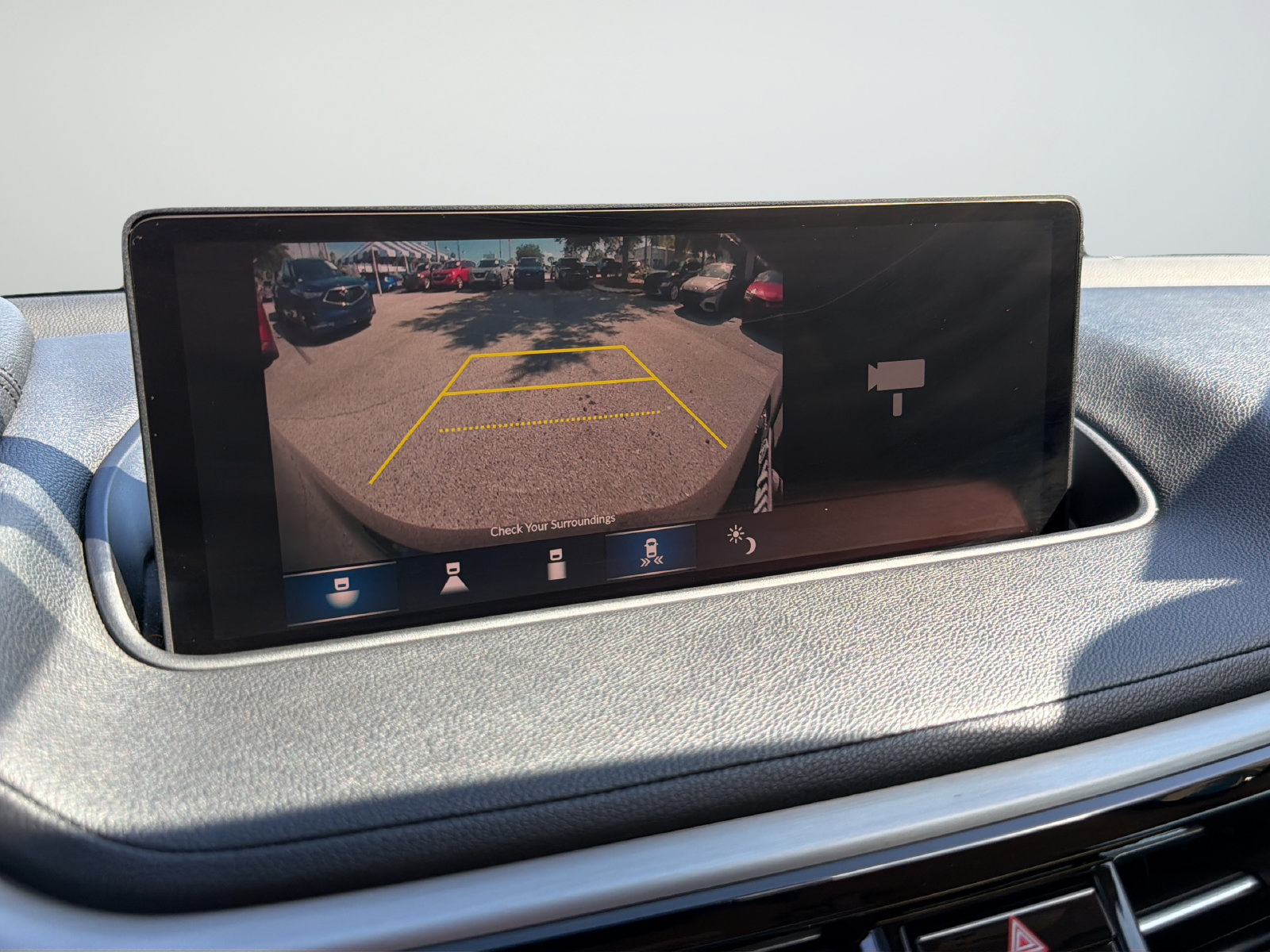 Used 2022 Acura MDX FWD image 26