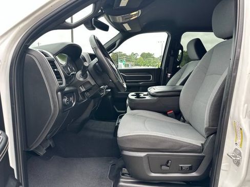 Certified 2024 RAM 2500 Big Horn AWD/4WD image 9