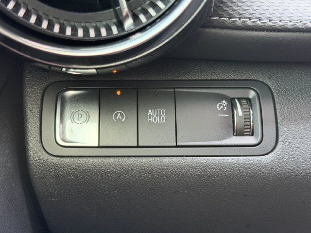 Used 2025 Chevrolet Equinox LT w/ Safety and Technology Package FWD image 21