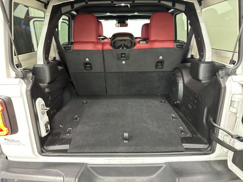 Used 2024 Jeep Wrangler Unlimited Rubicon 392 AWD/4WD image 32