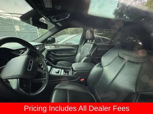 Used 2022 Jeep Grand Cherokee L Overland w/ Luxury Tech Group IV RWD image 8