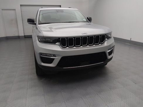 Used 2022 Jeep Grand Cherokee Limited 4xe image 14