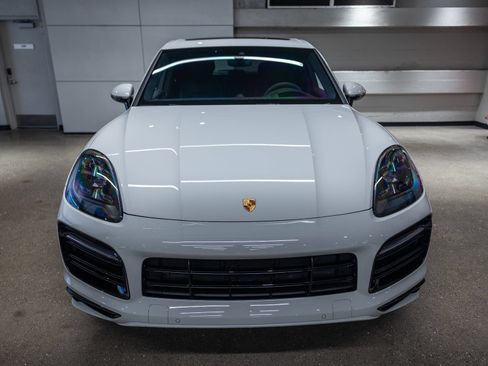 Certified 2023 Porsche Cayenne GTS AWD/4WD image 12