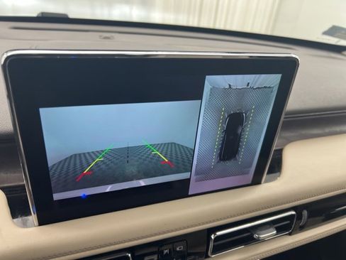 Used 2023 Lincoln Aviator Reserve w/ Equipment Group 201A image 18