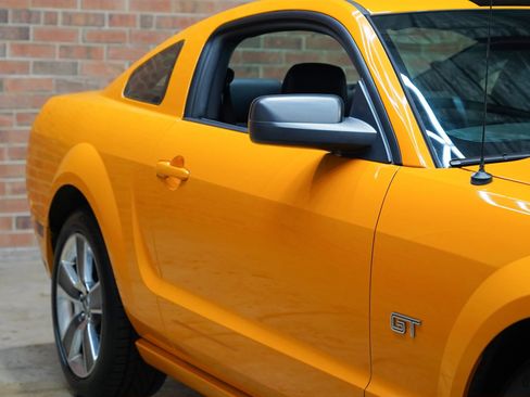 Used 2008 Ford Mustang GT Premium RWD image 22