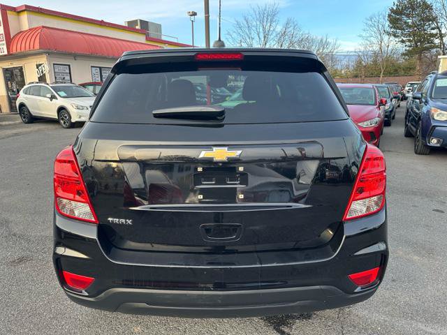 Used 2020 Chevrolet Trax LS w/ Tint and Cruise Package FWD image 6