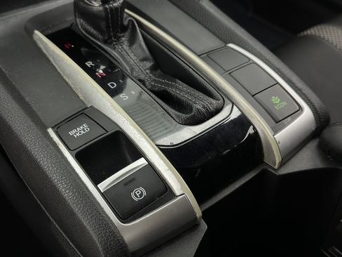 Used 2021 Honda Civic Sport image 14