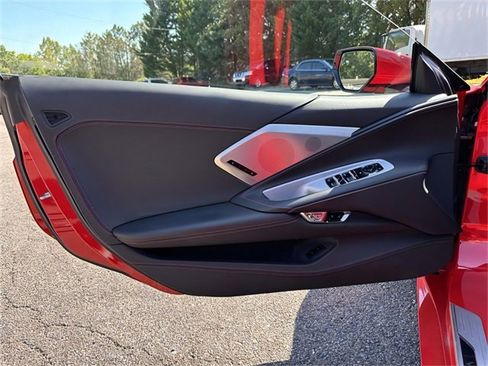 Used 2024 Chevrolet Corvette Stingray Premium Conv w/ 3LT image 18