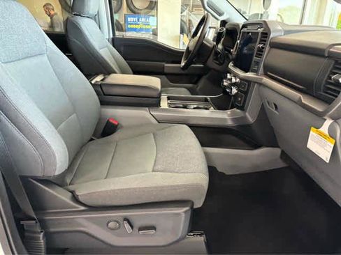 New 2025 Ford F150 XLT w/ Equipment Group 302A MID image 27