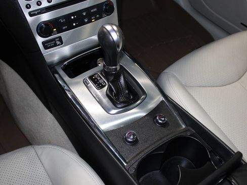 Used 2015 INFINITI Q60 Journey w/ Premium Package RWD image 15