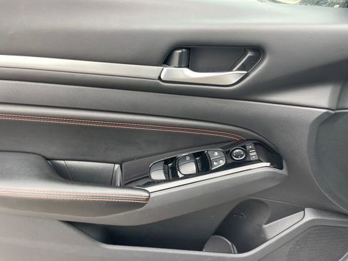 Used 2023 Nissan Altima 2.5 SR image 6