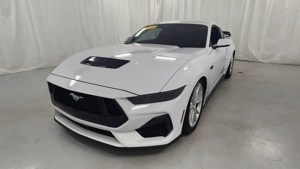 Used 2024 Ford Mustang GT Premium RWD image 7