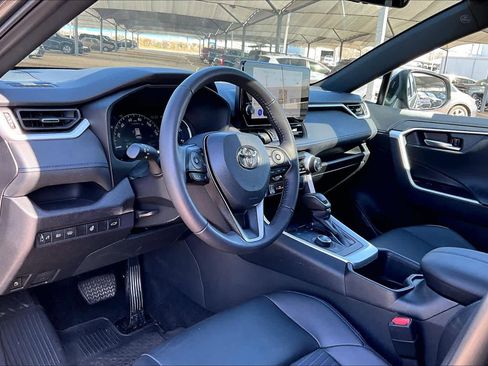 Used 2024 Toyota RAV4 XSE w/ Weather Package image 17