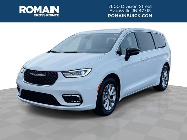 Used 2026 Chrysler Pacifica Limited FWD image 1