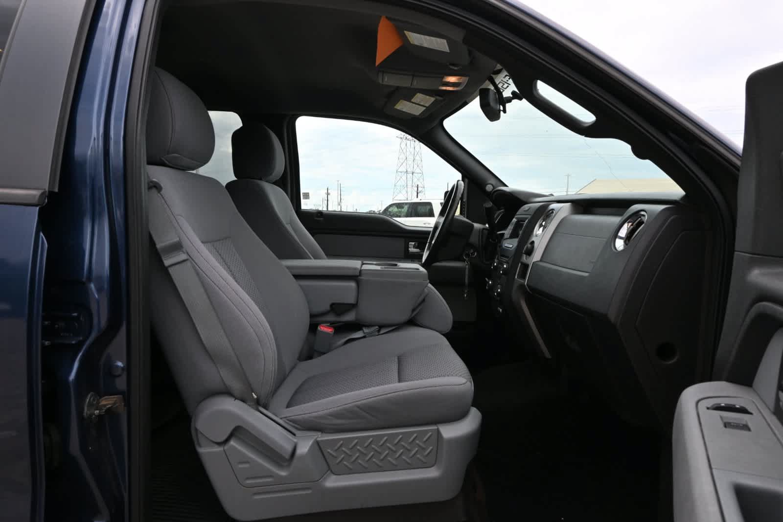 Used 2013 Ford F150 XLT w/ Luxury Equipment Group RWD image 24