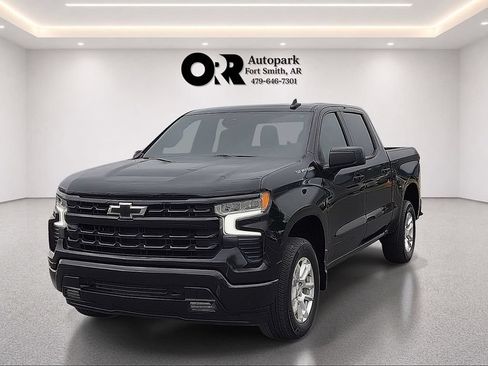 Used 2026 Chevrolet Silverado 1500 RST AWD/4WD image 2