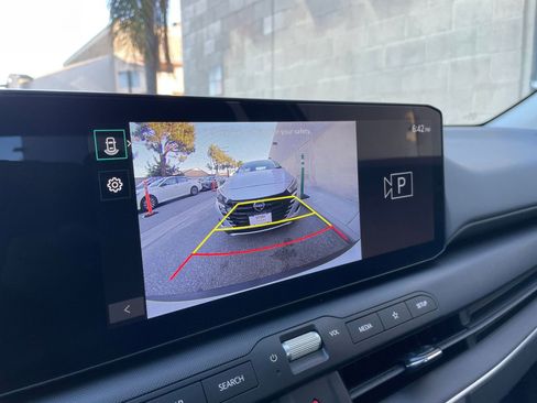 Used 2025 Kia K4 LXS image 17