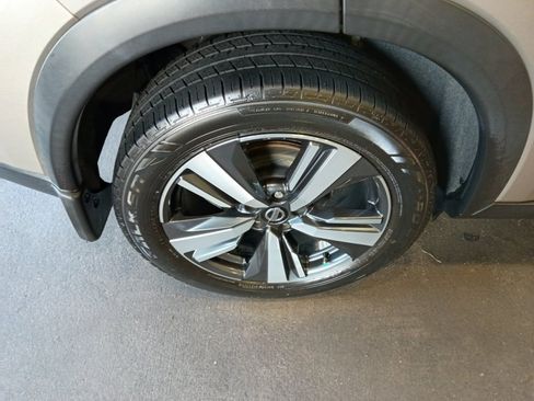 Used 2021 Nissan Rogue SL FWD image 27