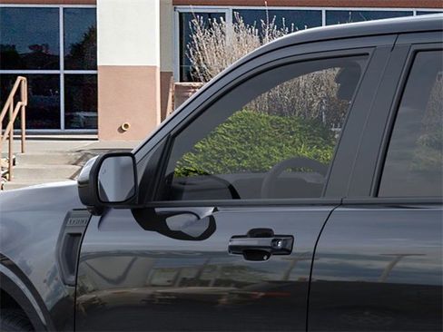 New 2025 Ford Maverick Lobo image 21