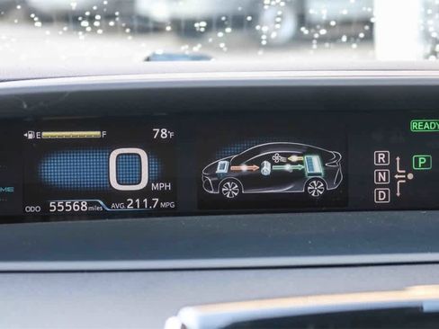 Used 2018 Toyota Prius Prime Plus image 22