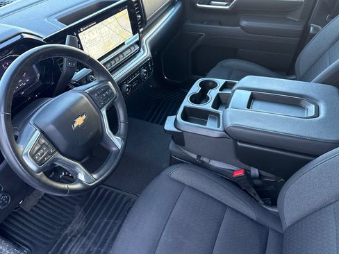 Used 2025 Chevrolet Silverado 3500 LT w/ Convenience Package AWD/4WD image 10