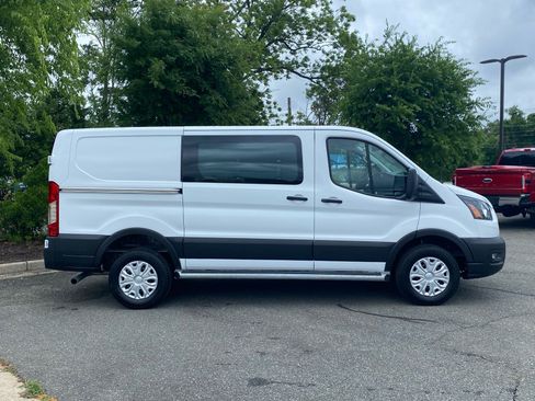 Certified 2025 Ford Transit 250 Low Roof w/ Exterior Upgrade Package RWD image 3