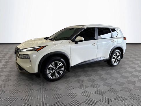 Used 2023 Nissan Rogue SV w/ SV Premium Package AWD/4WD image 3