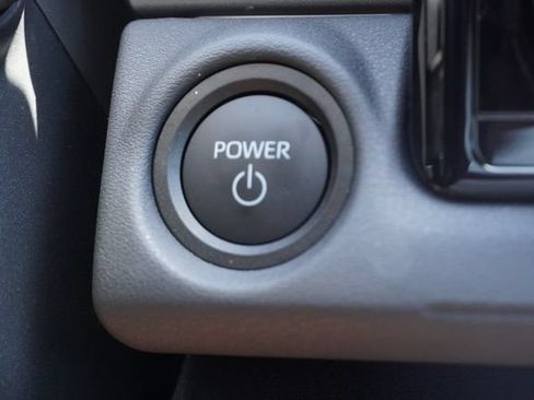 Used 2026 Toyota bZ FWD image 31