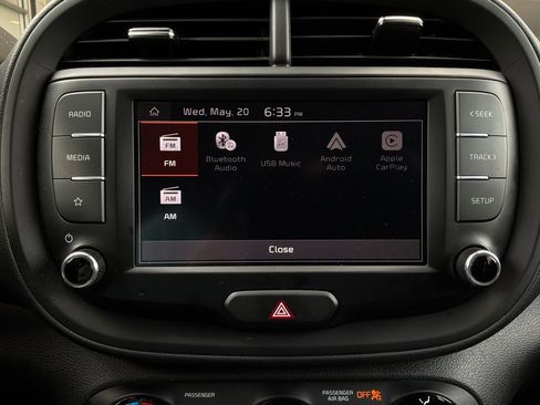 Used 2025 Kia Soul LX w/ LX Technology Package FWD image 27