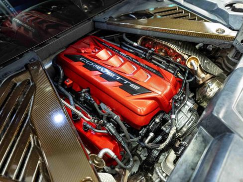 Used 2020 Chevrolet Corvette Stingray Preferred Cpe w/ 2LT Preferred Equipment Group RWD image 9