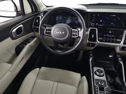 Used 2022 Kia Sorento SX Prestige image 15