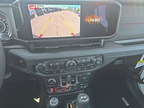 New 2026 Jeep Wrangler Unlimited Rubicon AWD/4WD image 23