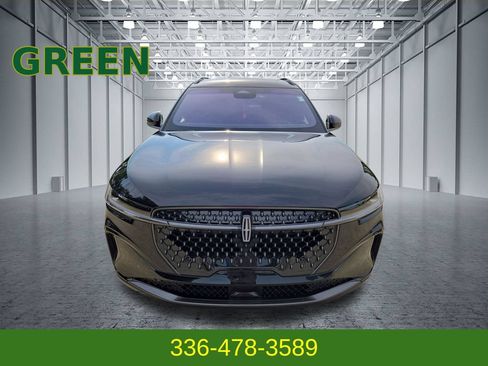 Used 2024 Lincoln Nautilus Reserve w/ Jet Appearance Package (87T) AWD/4WD image 8