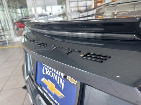 Used 2021 Chevrolet Corvette Stingray Coupe w/ 1LT image 10