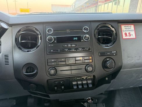 Used 2014 Ford F550 4x4 Regular Cab Super Duty image 25