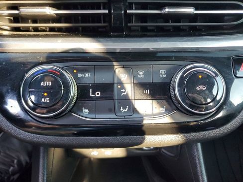 Certified 2024 Buick Envista Sport Touring w/ Convenience I Package image 33