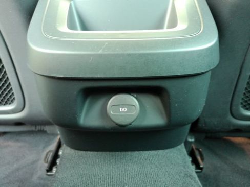 Used 2024 Volvo S60 B5 Plus w/ Climate Package FWD image 31