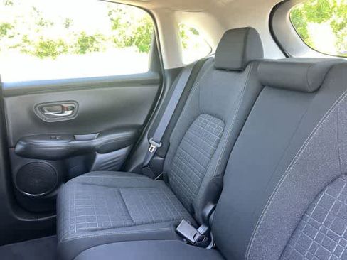 Certified 2024 Honda HR-V LX image 14