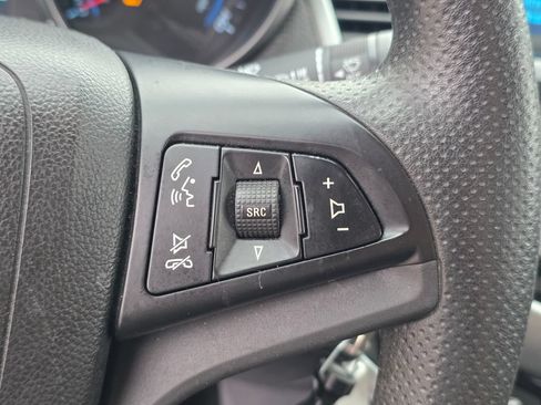Used 2015 Chevrolet Cruze LT FWD image 25