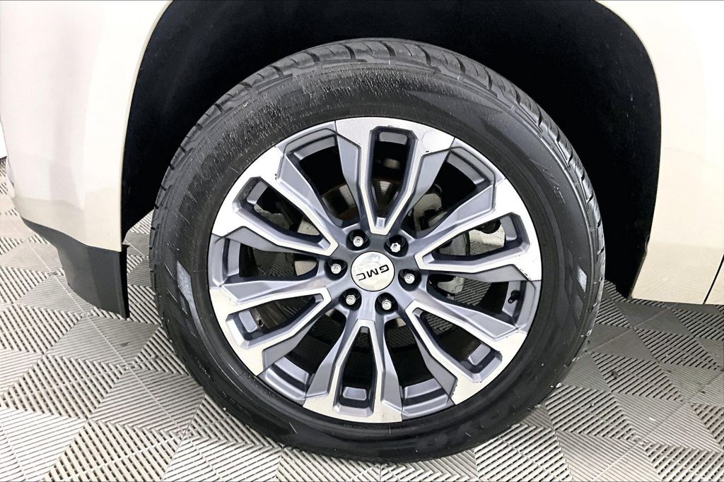 Used 2016 GMC Yukon Denali w/ Open Road Package RWD image 7