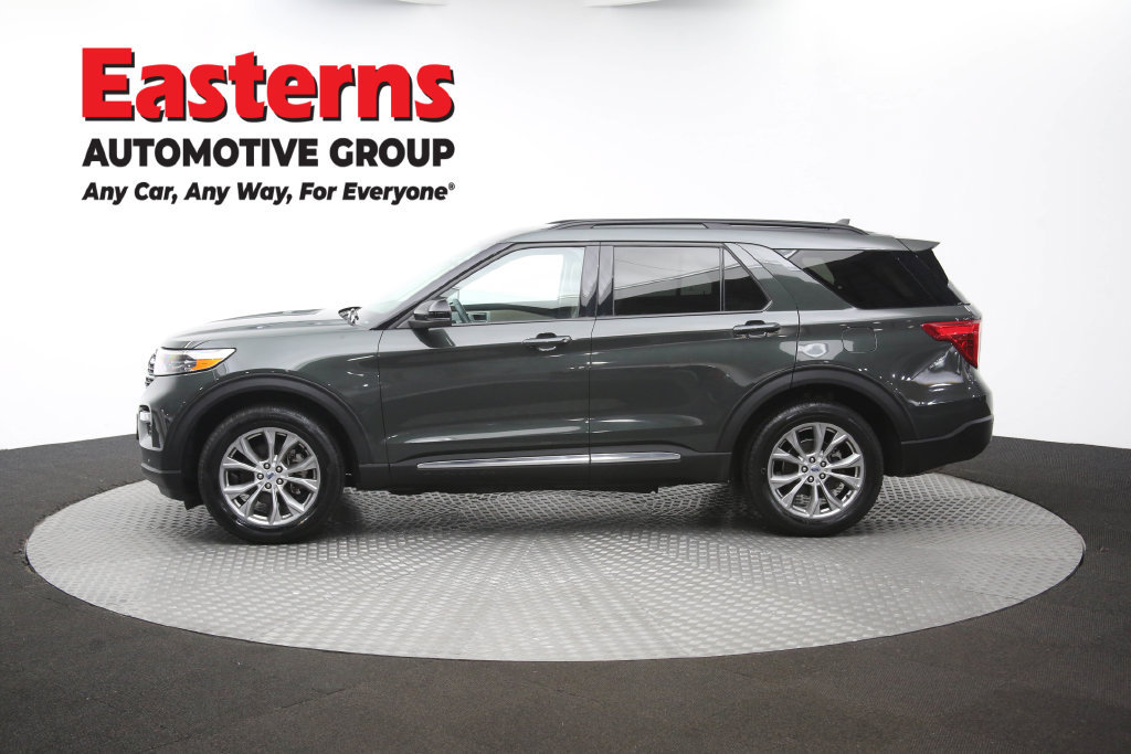 Used 2023 Ford Explorer XLT w/ Equipment Group 202A AWD/4WD image 67