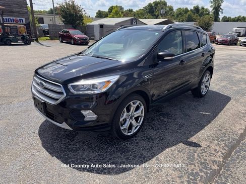 Used 2018 Ford Escape Titanium w/ Ford Safe & Smart Package AWD/4WD image 2