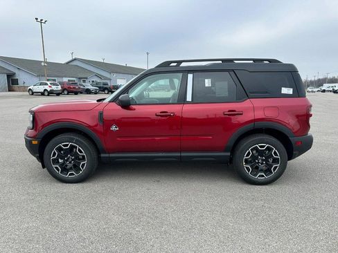 New 2025 Ford Bronco Sport Outer Banks image 2