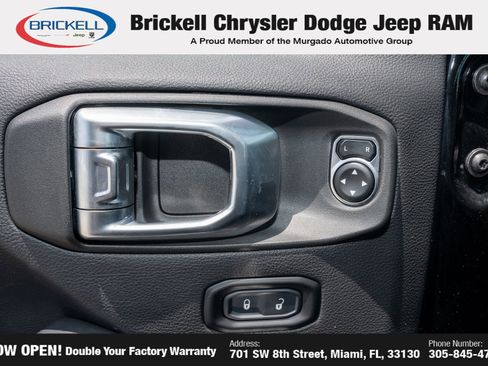 Used 2023 Jeep Wrangler Unlimited Sahara w/ Cold Weather Group AWD/4WD image 27