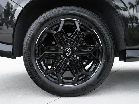 Certified 2026 INFINITI QX80 4WD image 25