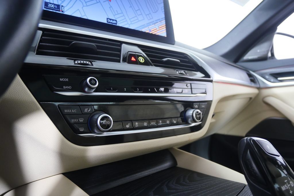 Used 2022 BMW 530i RWD image 23