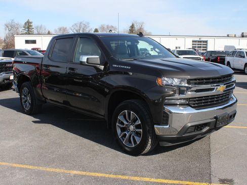 Used 2021 Chevrolet Silverado 1500 LT w/ All Star Edition Plus image 3