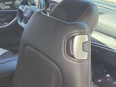 Used 2018 Mercedes-Benz E 400 Coupe image 15